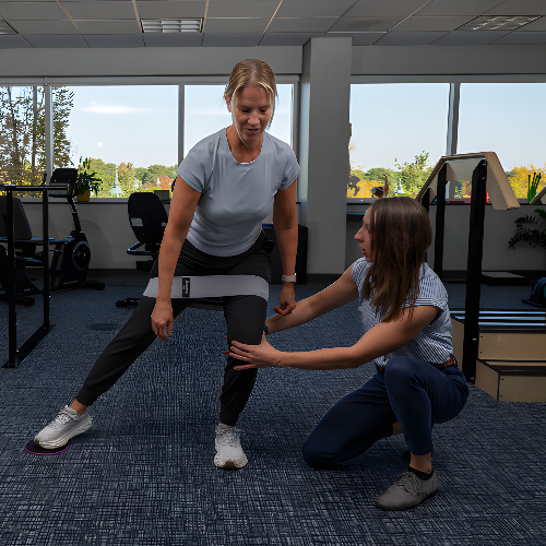 hip-pain-relief-band-physiokc-physical-therapy-kansas-city-leawood-ms
